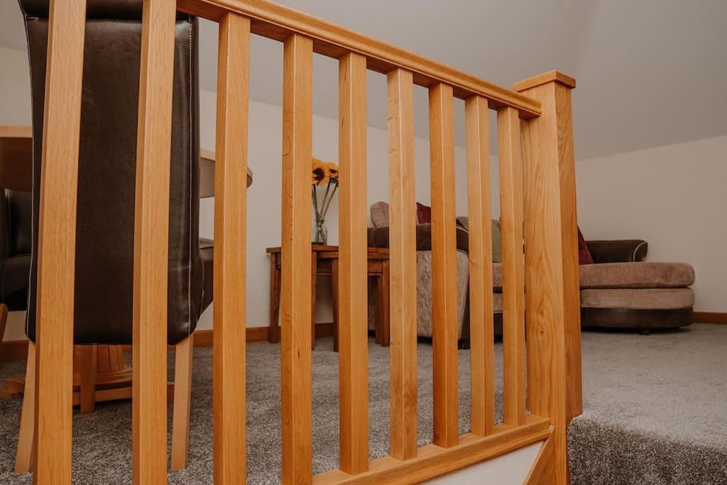 Lovely New 1 Bedroom Loft Apartment With On Drive Parking Троубридж Екстер'єр фото